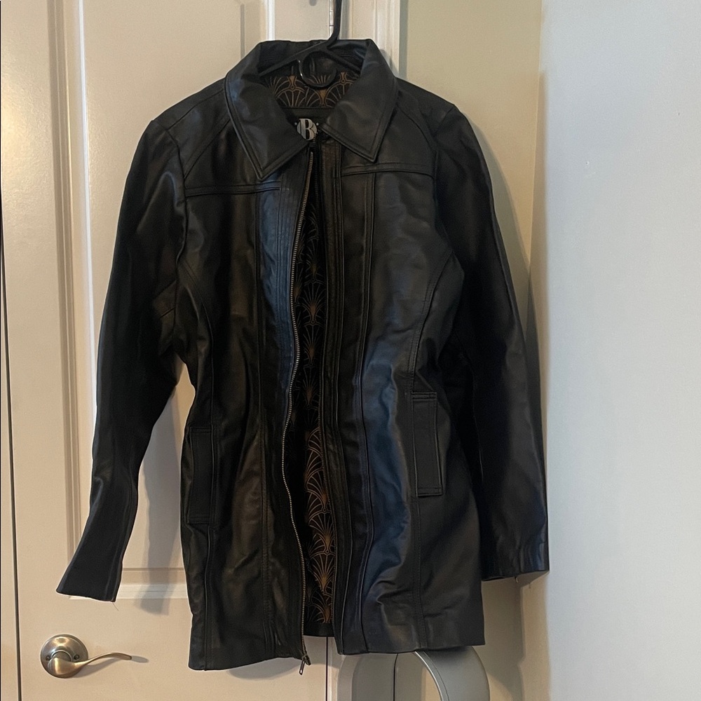 The Bradford Exchange Women’s Black Leather Jacket XL